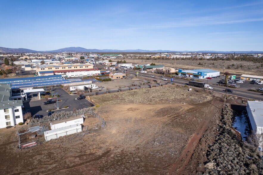 More Photos Of 2285 S Highway 97, Redmond Land For Sale