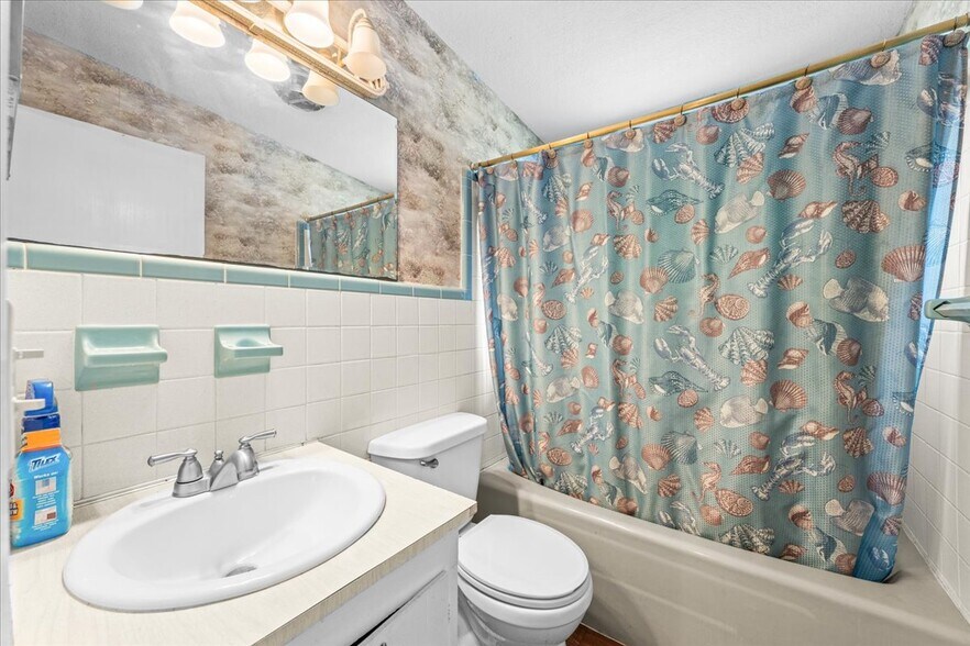 More Photos Of 5812 Missouri Ave, New Port Richey Flex For Sale