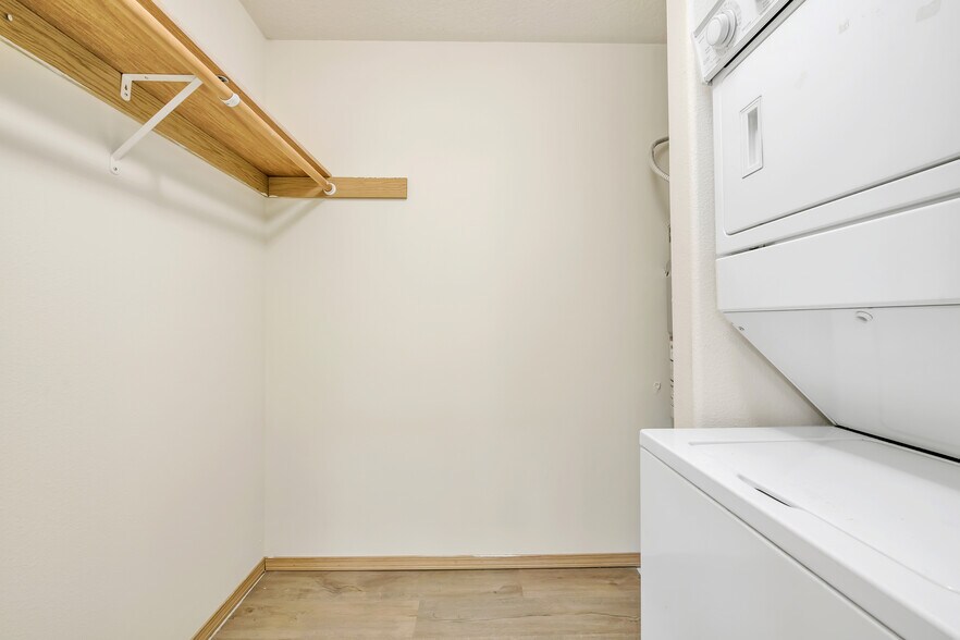 More Photos Of 10405-10409 E Burnside St, Portland Apartments For Sale