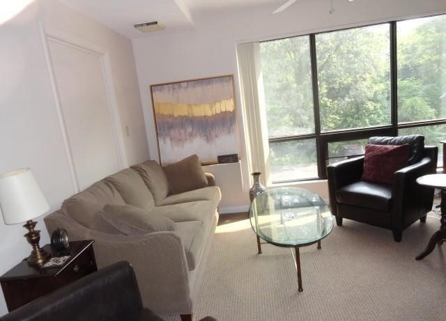 More Photos Of 567 Vauxhall St, Waterford Medical For Sale