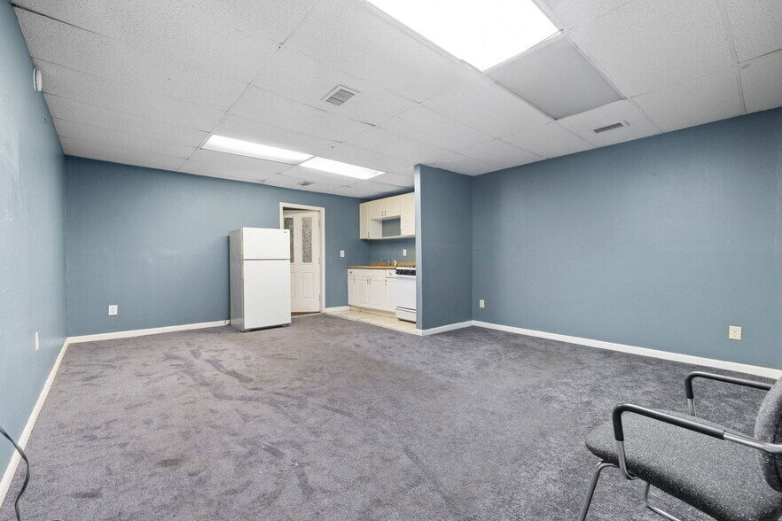 More Photos Of 168-172 Main St, Nyack Storefront For Sale
