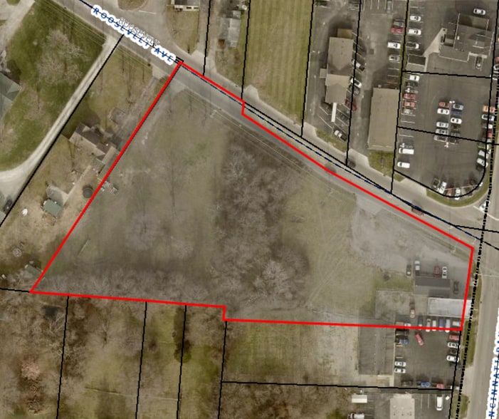 Primary Photo Of 2002 Cincinnati Dayton Rd, Middletown Restaurant For Sale