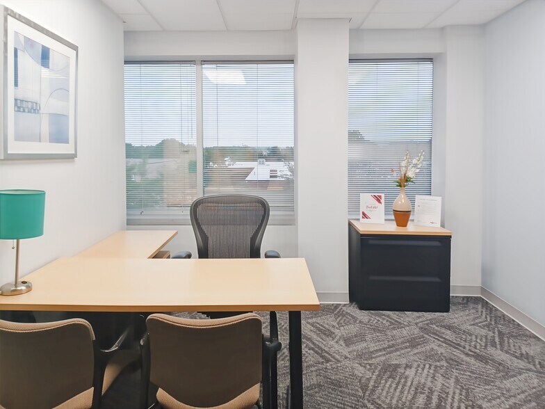 More Photos Of 150 Motor Pkwy, Hauppauge Coworking Space
