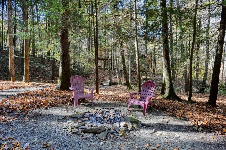 More Photos Of 400 Mulberry Gap Rd, Ellijay Hospitality For Sale