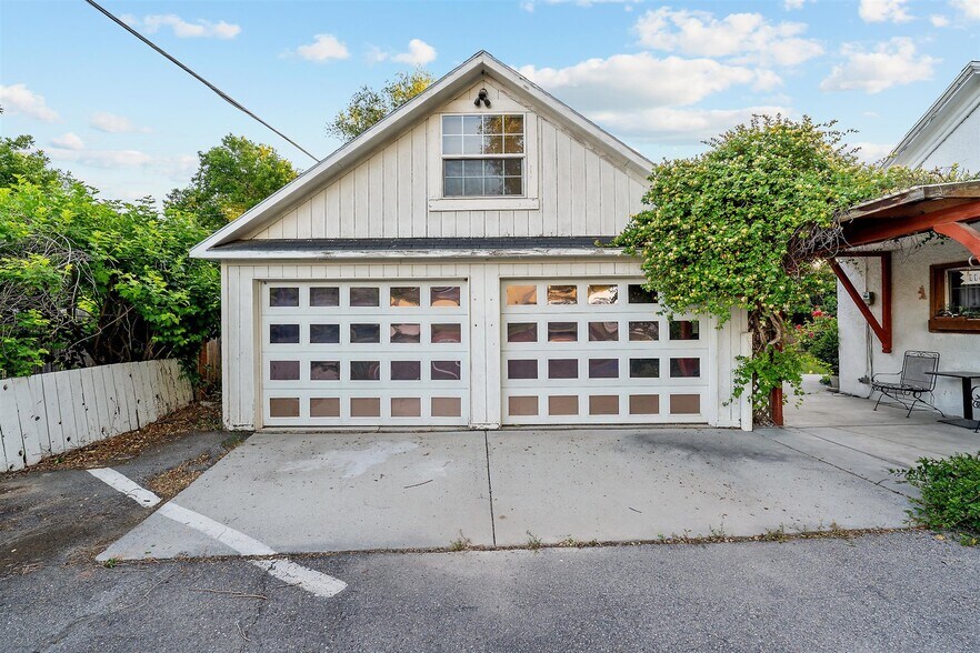 More Photos Of 1106 E 4500 S, Millcreek Office Residential For Sale