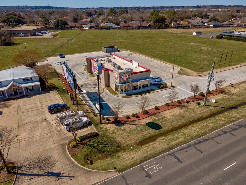 More Photos Of 8776 Youree Dr, Shreveport Freestanding For Sale