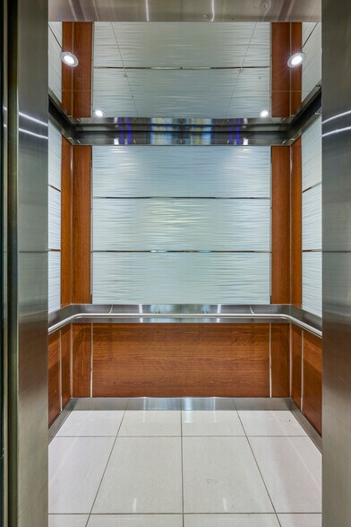 Primary Photo Of 116 Lisgar St, Ottawa Coworking Space