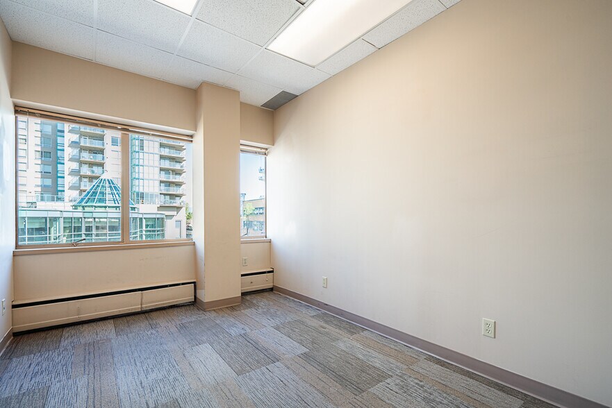 More Photos Of 550 Sixth St, New Westminster Office For Lease