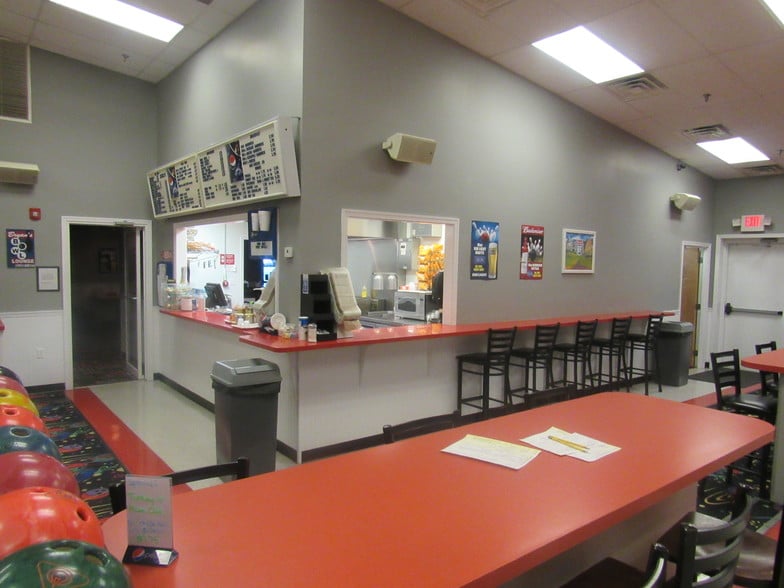 More Photos Of 1103 S Central Ave, Laurel Bowling Alley For Sale