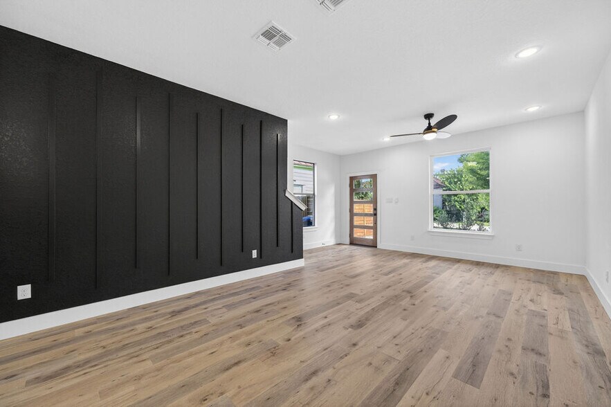More Photos Of 125 Dashiell St, San Antonio Multifamily For Sale