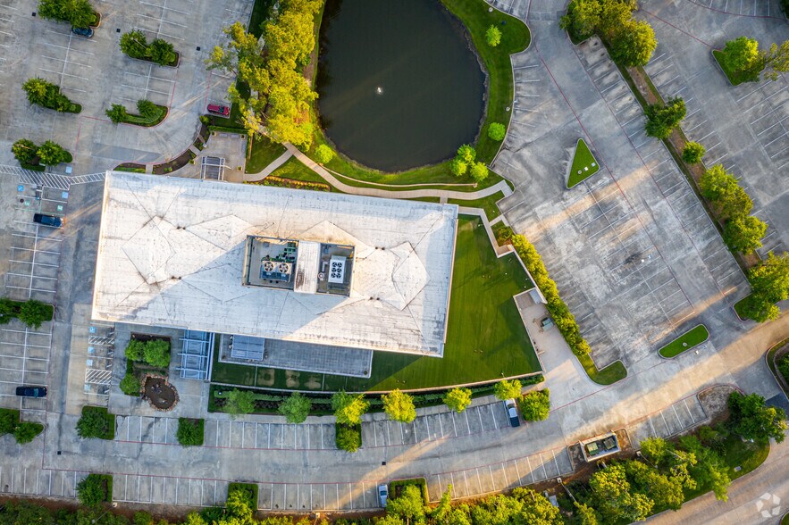 More Photos Of 2829 Technology Forest Blvd, The Woodlands Office For Lease