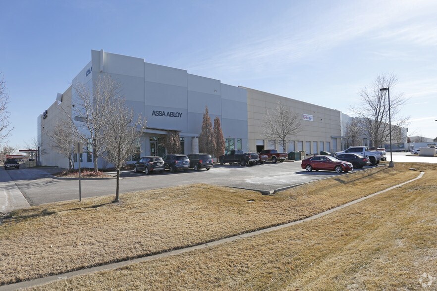 Primary Photo Of 3650 Fraser St, Aurora Manufacturing For Lease