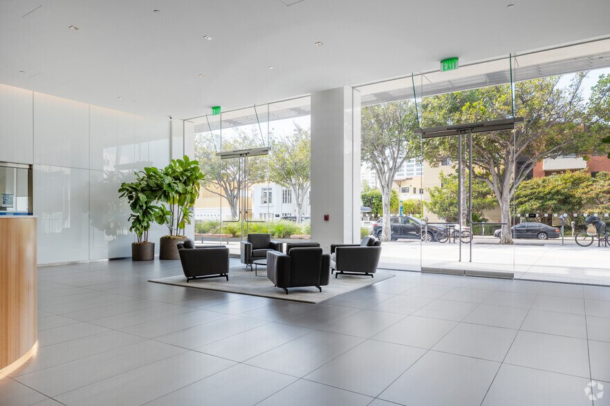 More Photos Of 401 Wilshire Blvd, Santa Monica Office For Lease