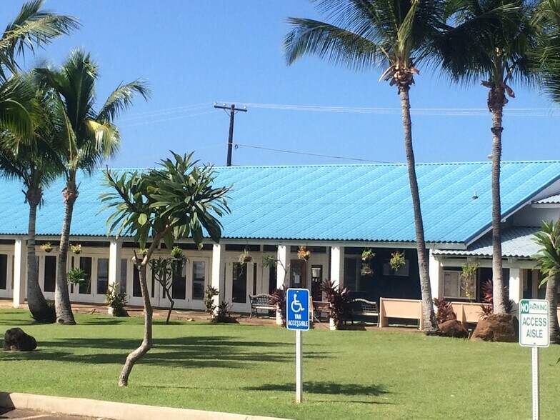 Primary Photo Of 85-131 Ala Hema St, Waianae Religious Facility For Lease