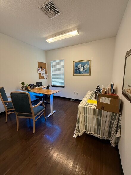 More Photos Of 13453 N Main St, Jacksonville Medical For Lease
