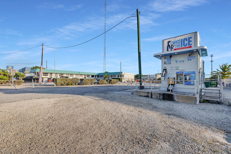 More Photos Of 30348 Overseas Hwy, Big Pine Key General Retail For Sale