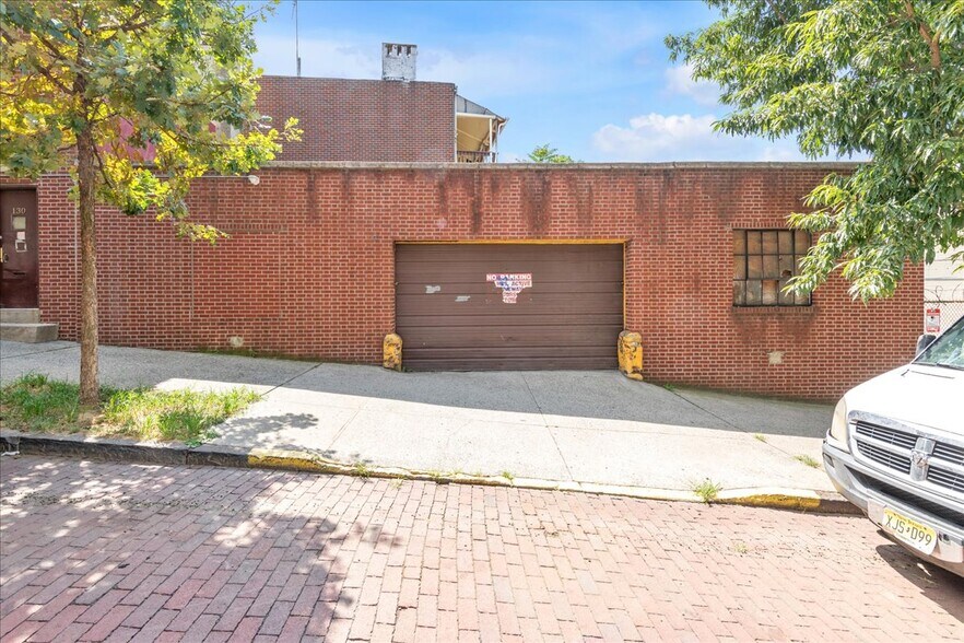 More Photos Of 2921 Heath Ave, Bronx Industrial For Sale