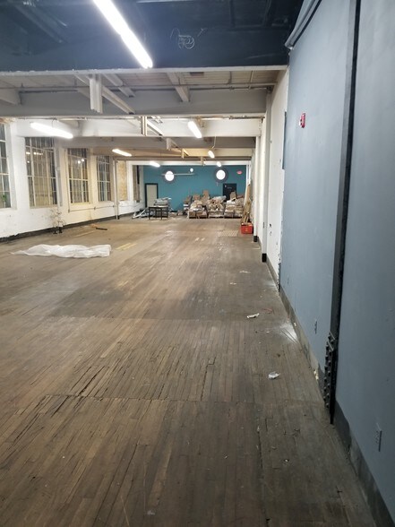 More Photos Of 2 Mill St, Cornwall Warehouse For Sale