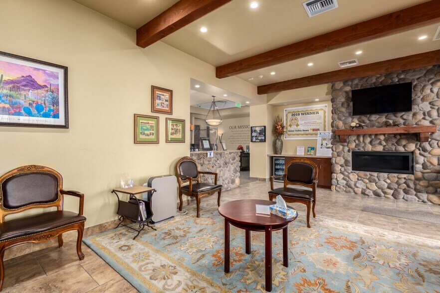 More Photos Of 261 W Duval Rd, Green Valley Medical For Sale