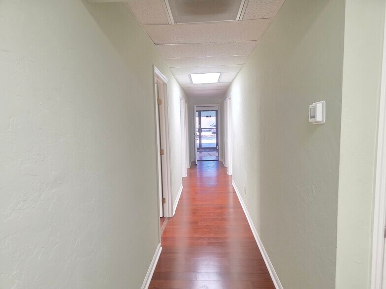 More Photos Of 163 Bluffton Rd, Bluffton Unknown For Lease