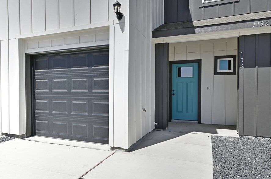 More Photos Of 11327 Clearmine St, San Antonio Apartments For Sale