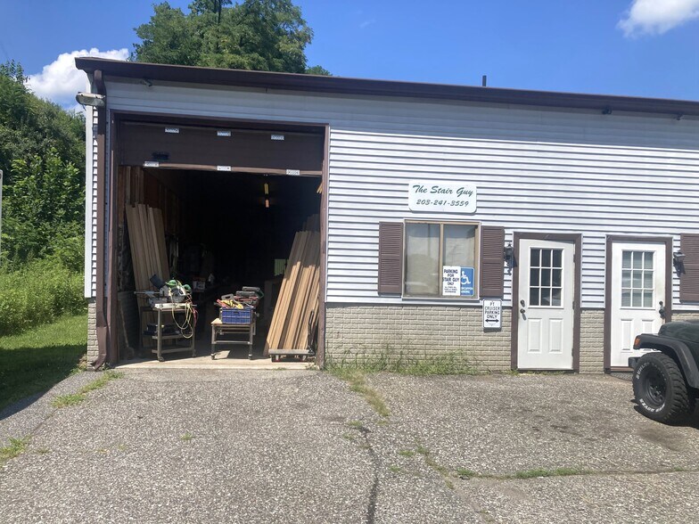Primary Photo Of 9-22 South End Plz, New Milford Flex For Sale