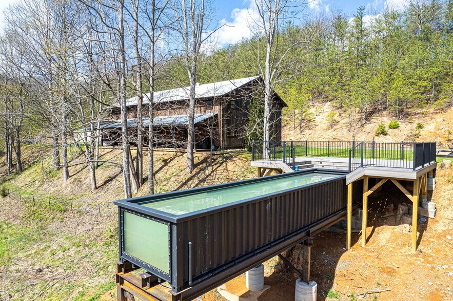 More Photos Of 1293 Laurel Lick Rd, Sevierville Specialty For Sale