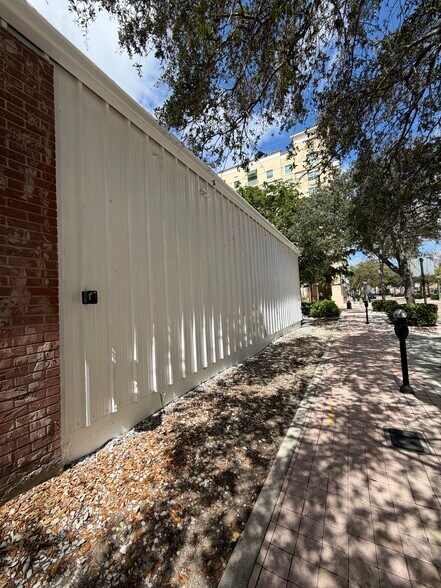 More Photos Of 600 Datura St, West Palm Beach Freestanding For Lease