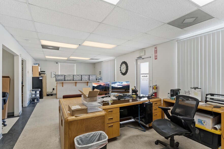 More Photos Of 1211 Wilson ln, West Haven Warehouse For Lease