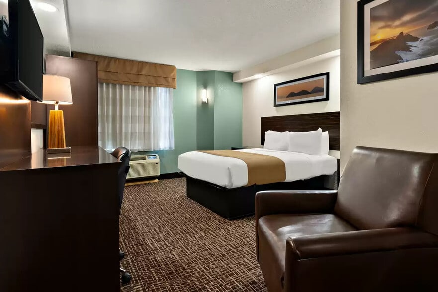 More Photos Of 2855 Austin Peay Hwy, Memphis Hotel For Sale