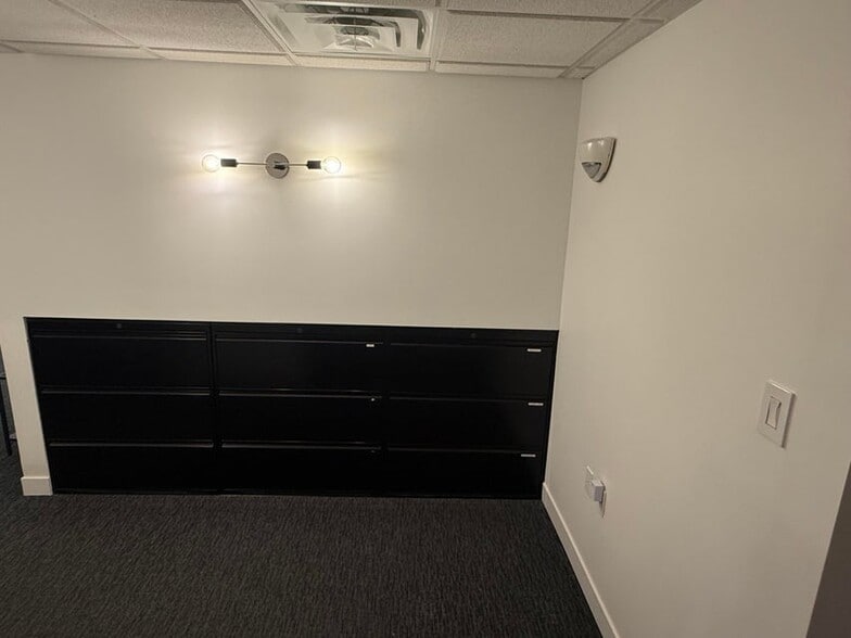 More Photos Of 9421 Joliet St, Saint John Medical For Sale