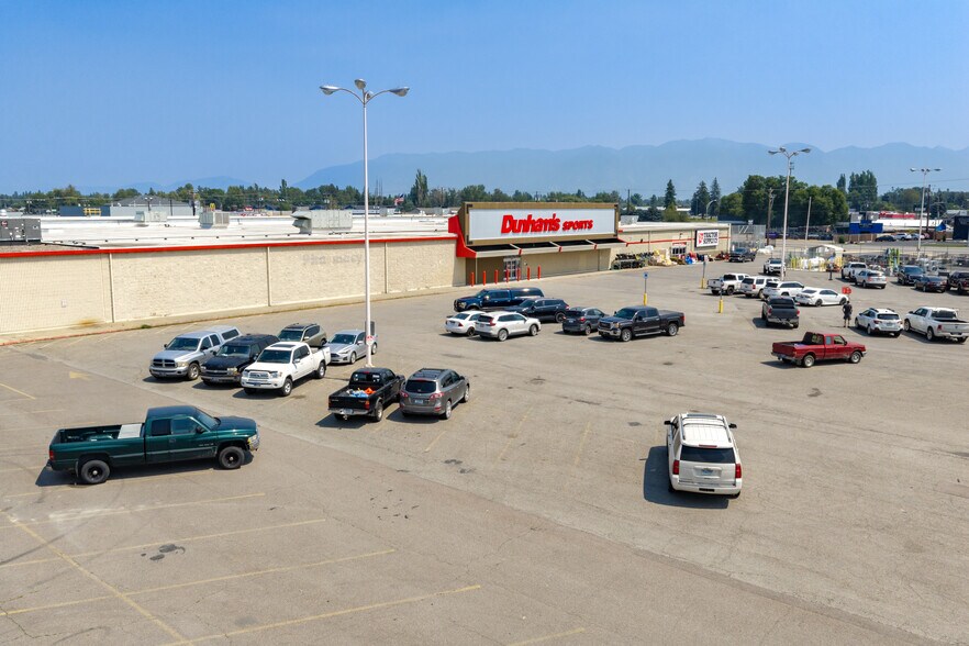 More Photos Of 2024 US Hwy 2 E, Kalispell Garden Center For Sale