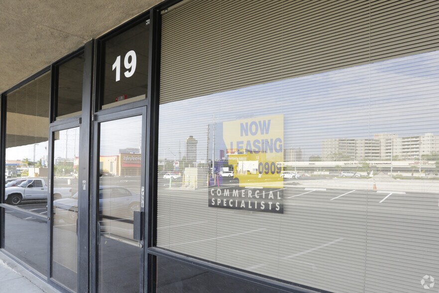 More Photos Of 4110 S Maryland Pky, Las Vegas Unknown For Lease