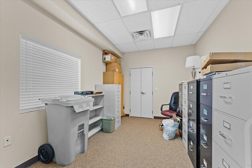 More Photos Of 2155 Larkspur Ln, Redding Office For Sale