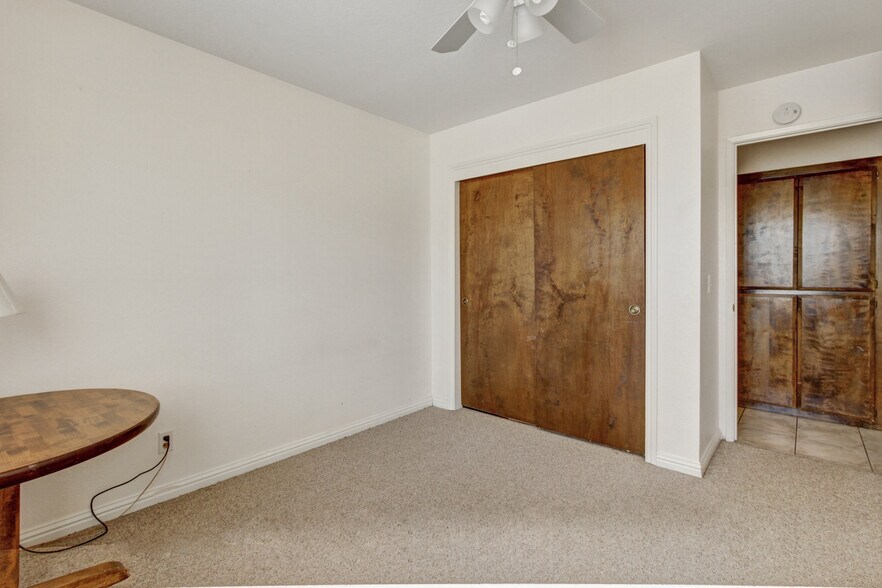 More Photos Of 4833 College Oak Dr, Sacramento Multifamily For Sale