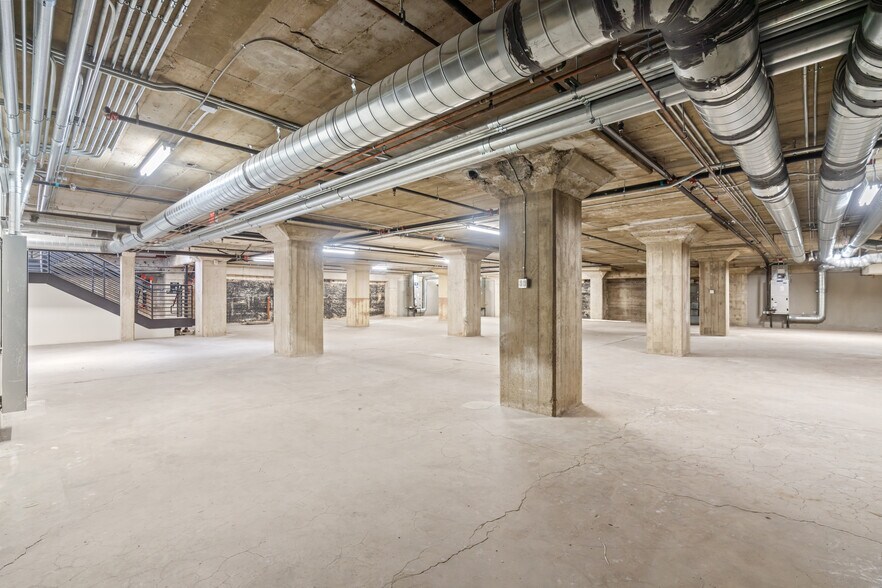 More Photos Of 110 W 11th St, Los Angeles Loft Creative Space For Sale