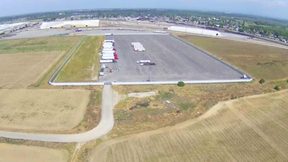 More Photos Of 792 Codoni Ave, Modesto Land For Lease