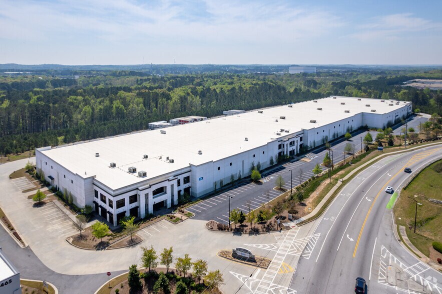 More Photos Of 475 Riverside Pky, Lithia Springs Warehouse For Lease