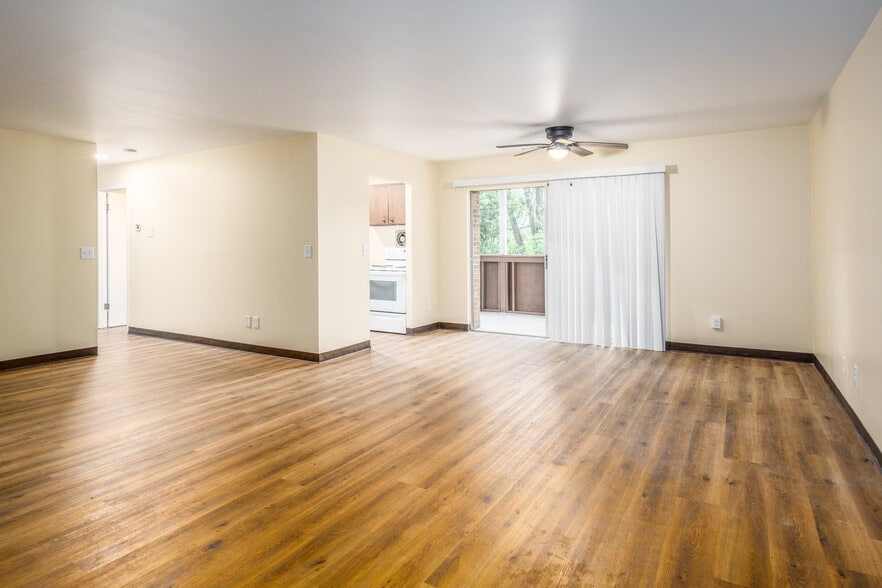 More Photos Of 3840 Applegate Ave, Cincinnati Apartments For Sale