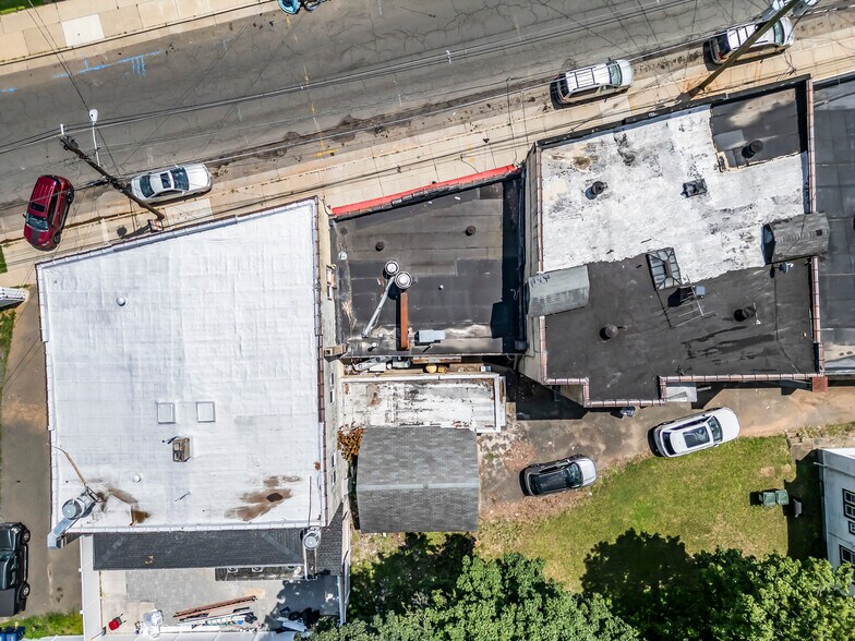 More Photos Of 1011 E 2nd St, Plainfield Storefront For Sale