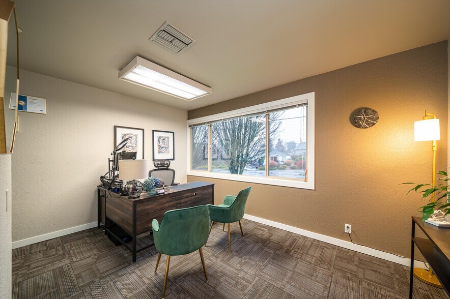 More Photos Of 1400 Broadway, Bellingham Office For Lease