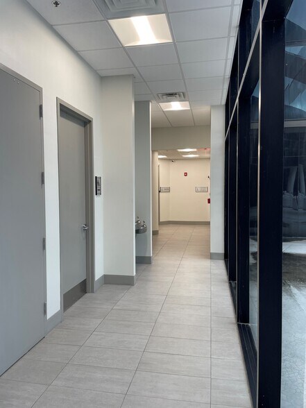 More Photos Of 4800 N Federal Hwy, Boca Raton Unknown For Lease