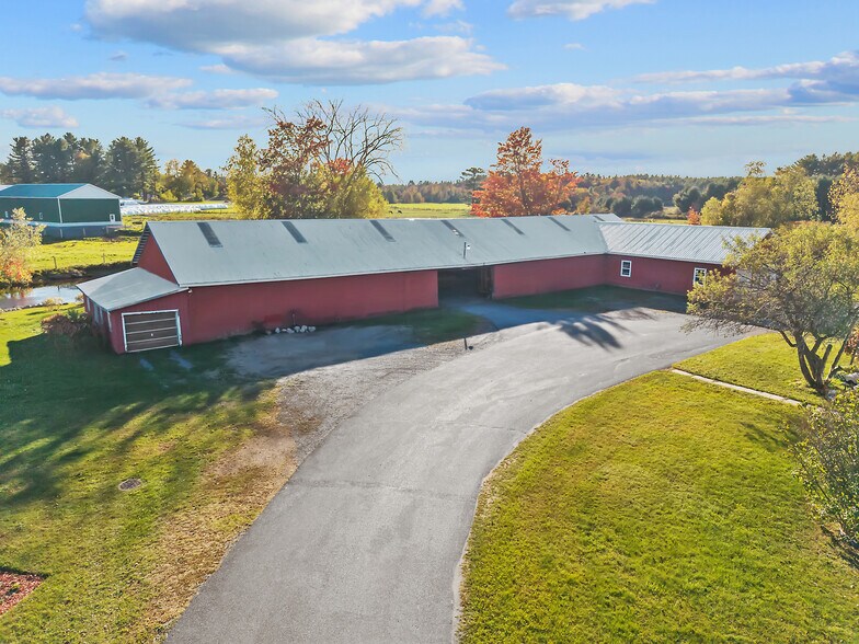 More Photos Of 9762 S Bridge St, Croghan Lumberyard For Sale
