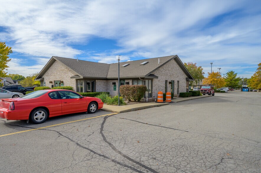 More Photos Of 755 Boardman Canfield Rd, Boardman Medical For Lease