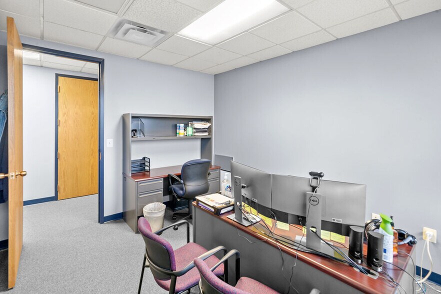 More Photos Of 4640 Forbes Blvd, Lanham Office For Lease