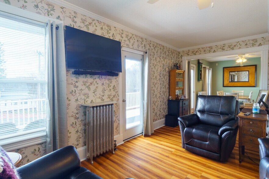 More Photos Of 181 W State St, Granby Storefront Retail Residential For Sale