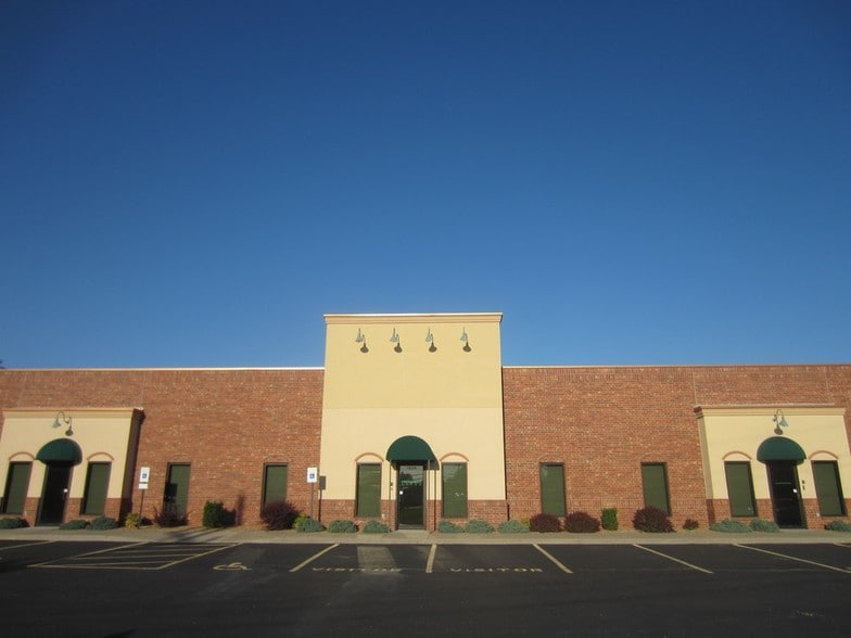 Primary Photo Of 1824 N Hwy CC, Nixa Medical For Lease