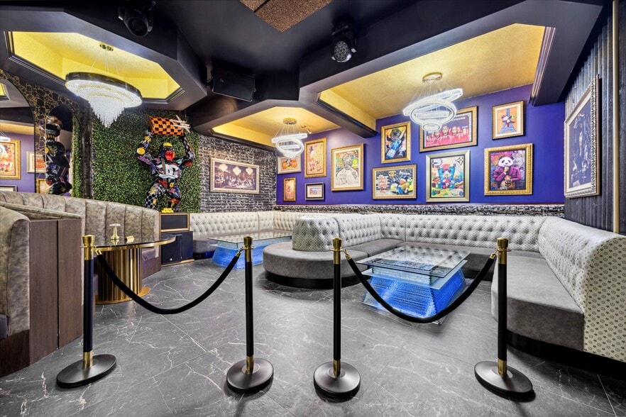 More Photos Of 2154 Bridge St, Philadelphia General Retail For Sale