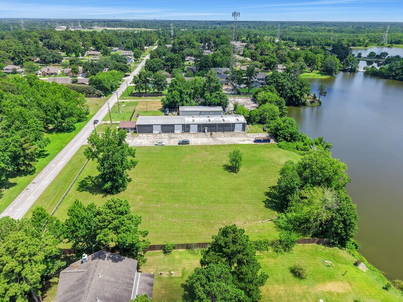 More Photos Of 19650 Ramblewood Dr, Humble Distribution For Sale