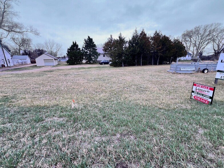 Primary Photo Of Stout St, Lewellen Land For Sale